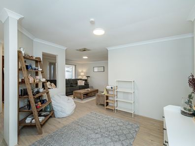 1 Waterside Retreat, Wilson WA 6107