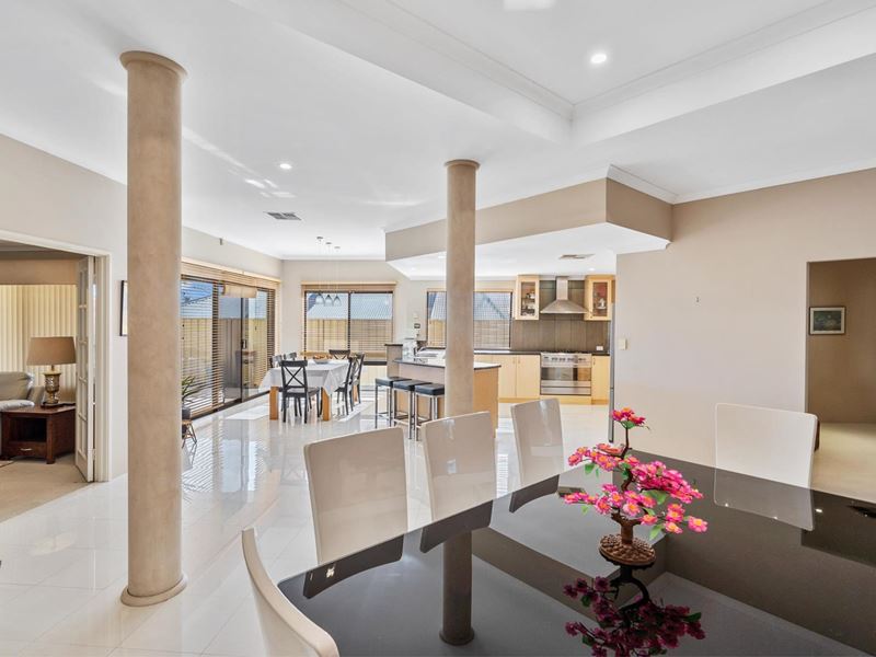 21 Kilchurn Promenade, Darch WA 6065