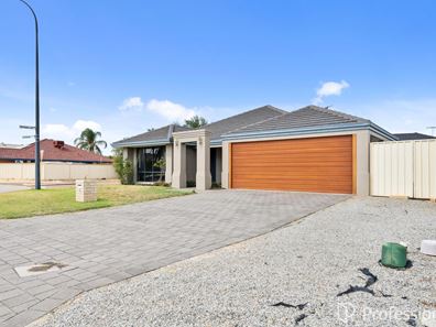 9 Carbine Drive, Wattle Grove WA 6107