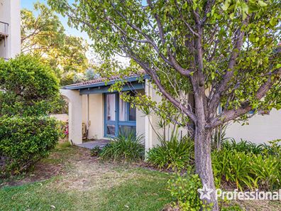 17/25 Drabble Road, Scarborough WA 6019