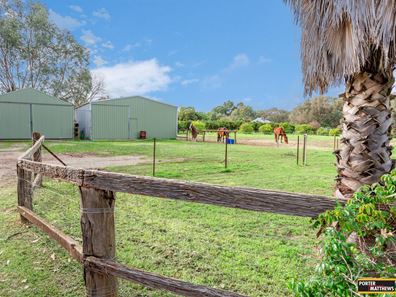 84 River Ave, Maddington WA 6109