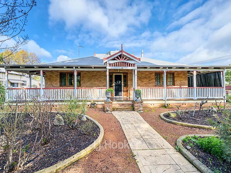 11 River Avenue, Collie WA 6225