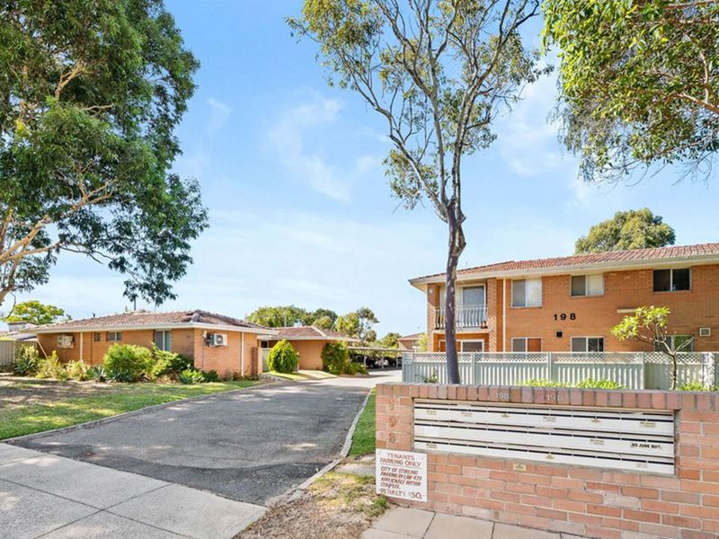 16/198 North Beach Drive, Tuart Hill WA 6060