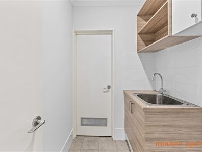 68 Emily Loop, Madeley WA 6065