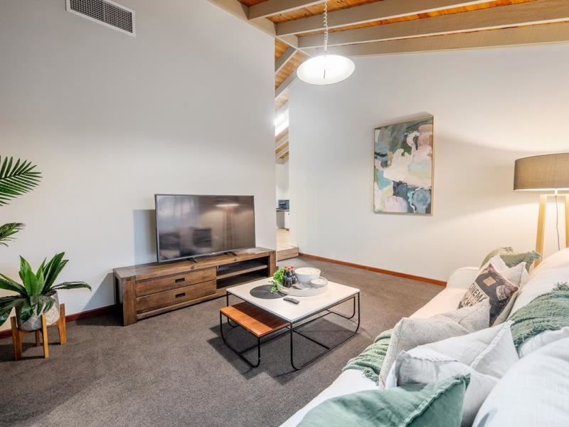 22 Ind Street, Lesmurdie