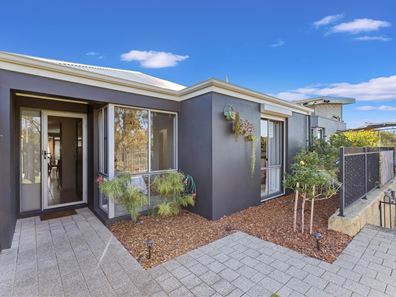 6 Nullarbor Avenue, Yanchep WA 6035
