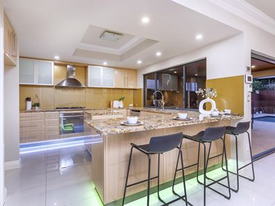 13 Gladstone Road, Rivervale WA 6103