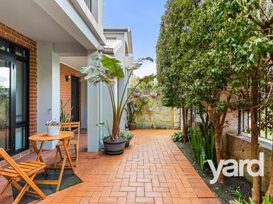 12/9 Healy Road, Hamilton Hill WA 6163