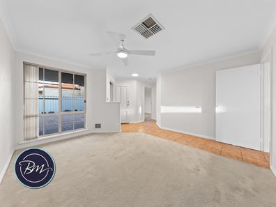 2/5 Zukova Close, Spearwood WA 6163