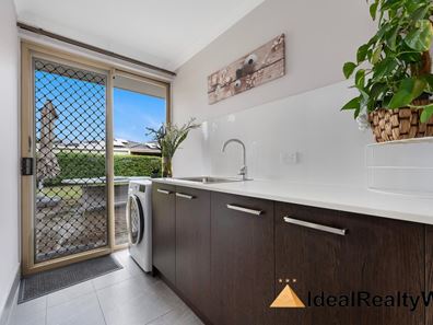 51 Kiandra Way, High Wycombe WA 6057