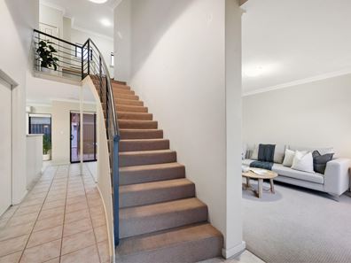 2/138 Robert Street, Como WA 6152