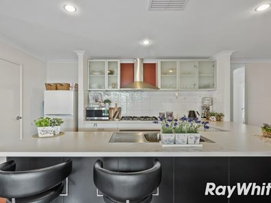 14 Len Howard Drive, Erskine WA 6210