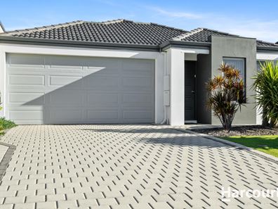 60 Harrogate Vista, Landsdale WA 6065