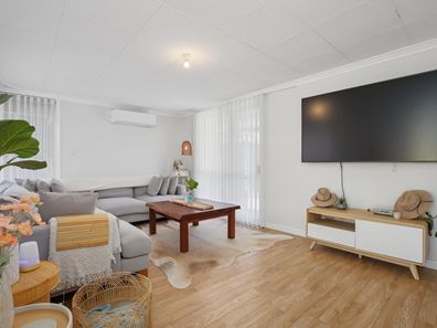 64 Annie Street, Beaconsfield WA 6162