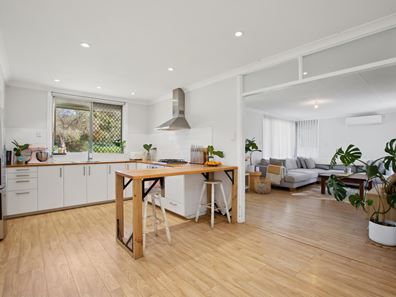 64 Annie Street, Beaconsfield WA 6162