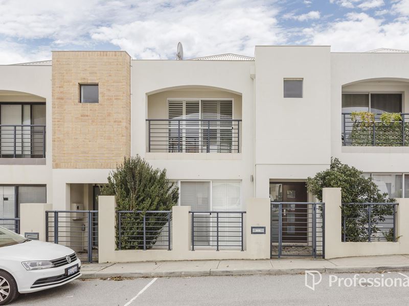11 Metro Boulevard, Clarkson