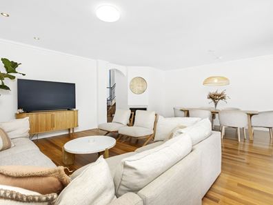 5 Darbon Crescent, Subiaco WA 6008