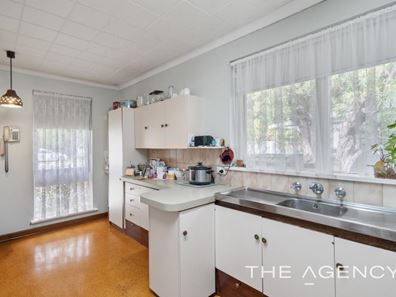 13 Highview Terrace, Wilson WA 6107