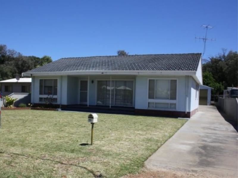 65 Cobblers Street, Falcon