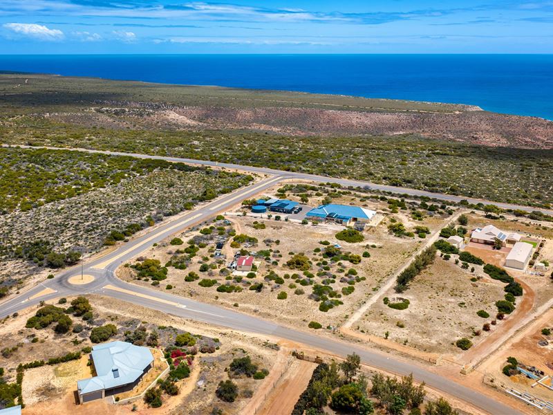 7 Explorer Avenue, Kalbarri WA 6536