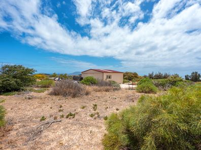 7 Explorer Avenue, Kalbarri WA 6536