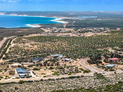 7 Explorer Avenue, Kalbarri WA 6536