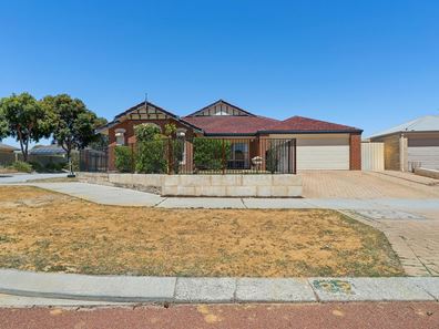 22 Farmaner Parkway, Ellenbrook WA 6069