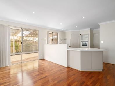 22 Farmaner Parkway, Ellenbrook WA 6069