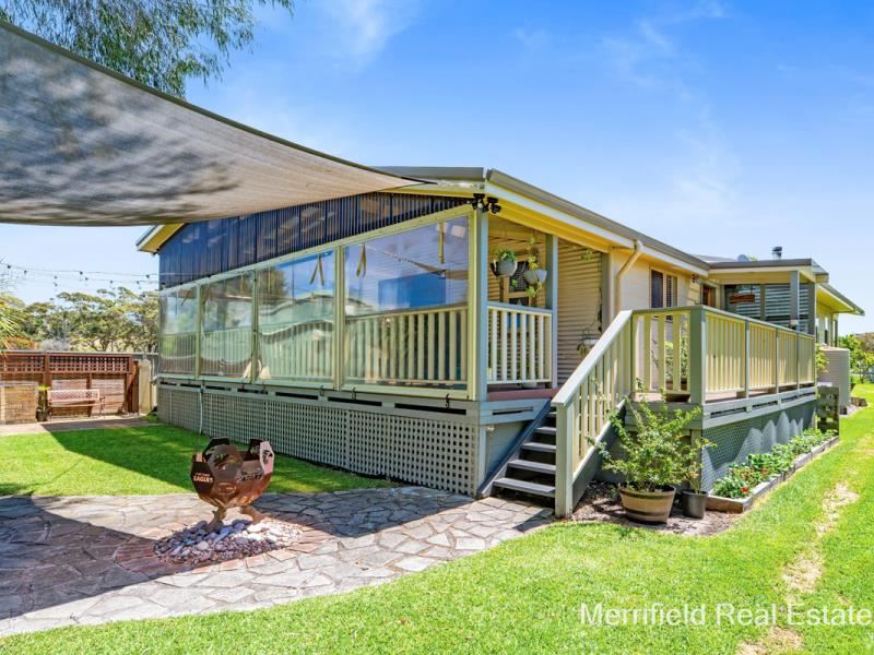 162 Frenchman Bay Road, Robinson WA 6330