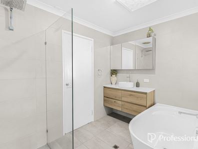 104 Valentine Avenue, Dianella WA 6059