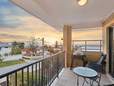 3B Cowper Road, Sorrento WA 6020
