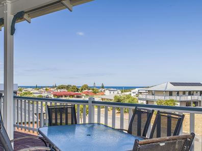 47 Lucraft Loop, Ledge Point WA 6043