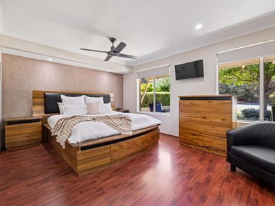 43 Sandover Crescent, Winthrop WA 6150