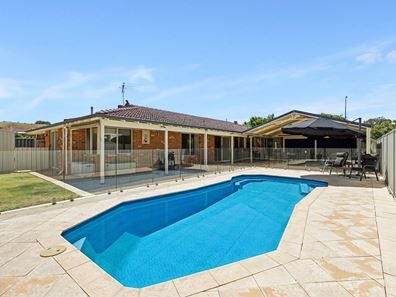 43 Sandover Crescent, Winthrop WA 6150