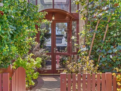 53 Daisy Lane, Como WA 6152