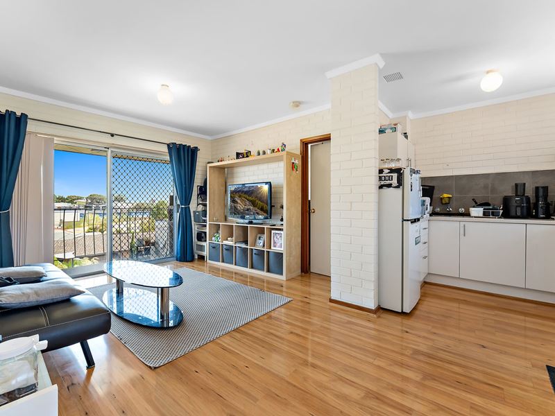 32/15 Glendower Way, Spearwood WA 6163