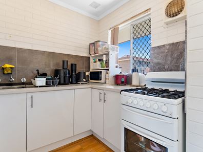 32/15 Glendower Way, Spearwood WA 6163