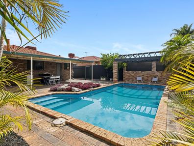 23 Naunton Crescent, Eden Hill WA 6054