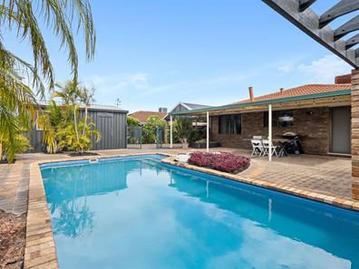 23 Naunton Crescent, Eden Hill WA 6054