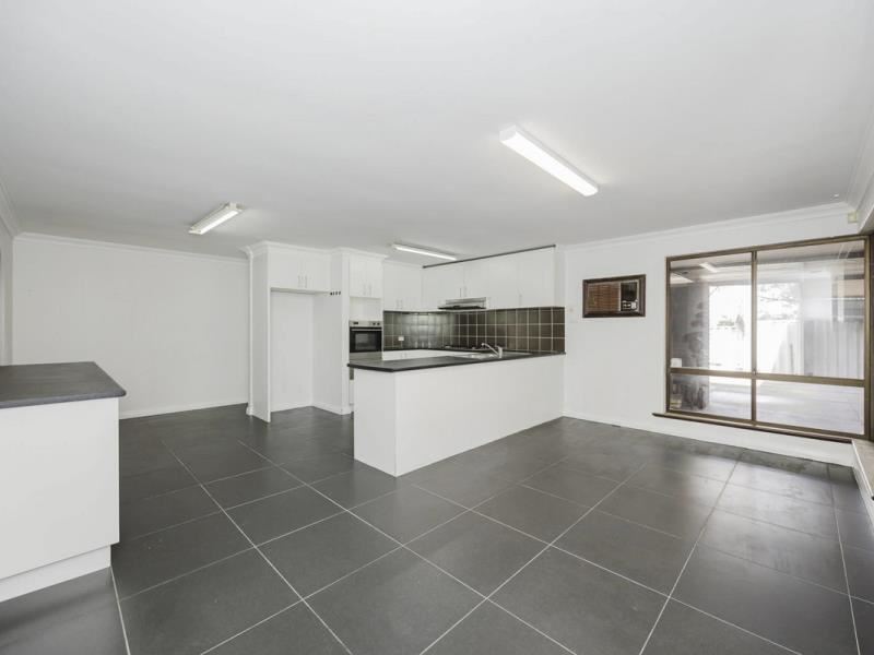 9 Aylesford Drive, Marangaroo