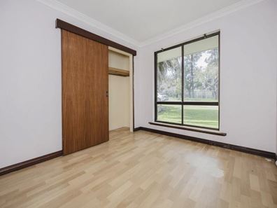 9 Aylesford Drive, Marangaroo WA 6064