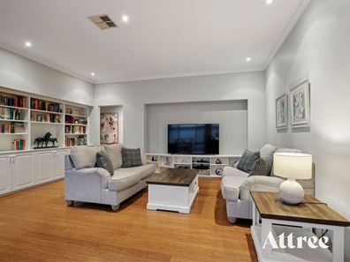 6 Casa Place, Southern River WA 6110