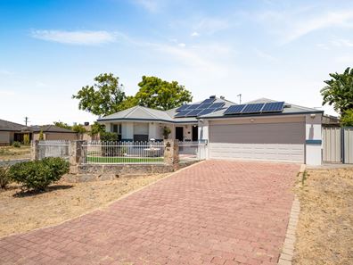 84 Monash Circle, Marangaroo WA 6064