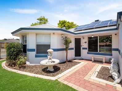 84 Monash Circle, Marangaroo WA 6064