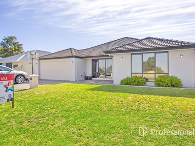 20 Carbine Loop, Millbridge WA 6232