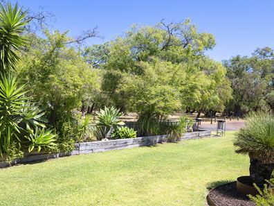 37 Clover Crescent, Busselton WA 6280