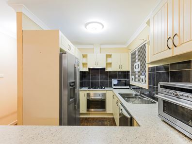39 Cabarita Road, Armadale WA 6112
