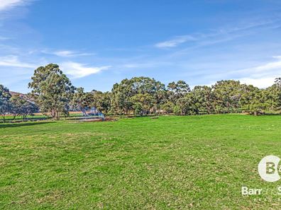 118 Paterson Road, Waroona WA 6215