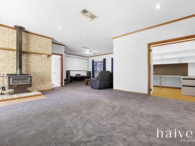 97 Barbarich Drive, Gidgegannup WA 6083