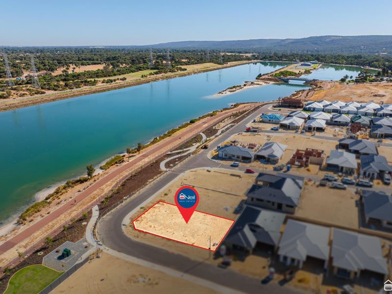 54 Gippsland Parade, Champion Lakes